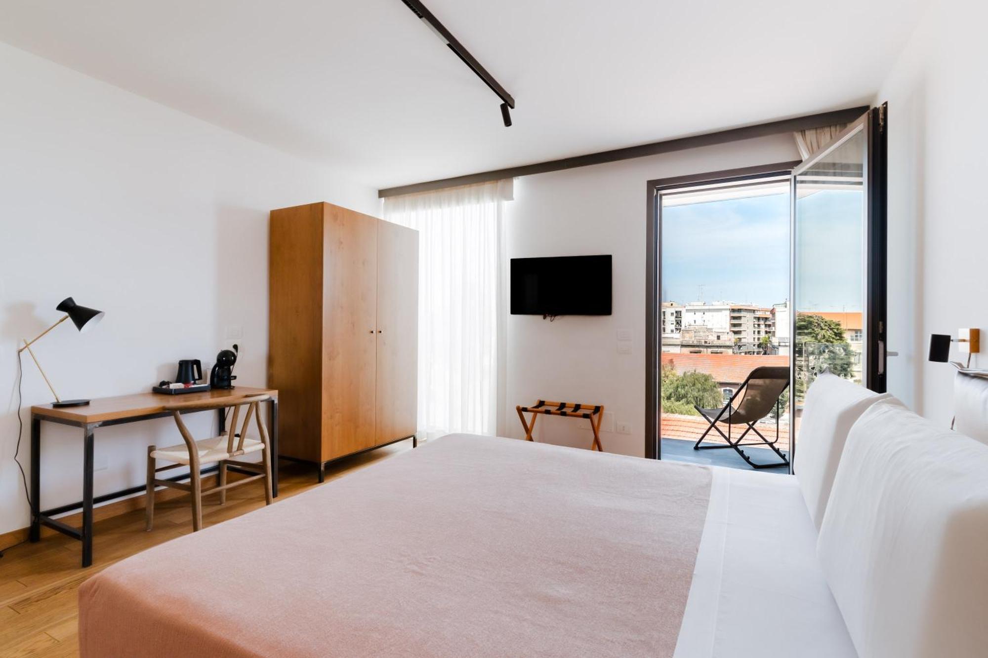 Glass House - Smart Rooms & Parking Lecce Exterior foto