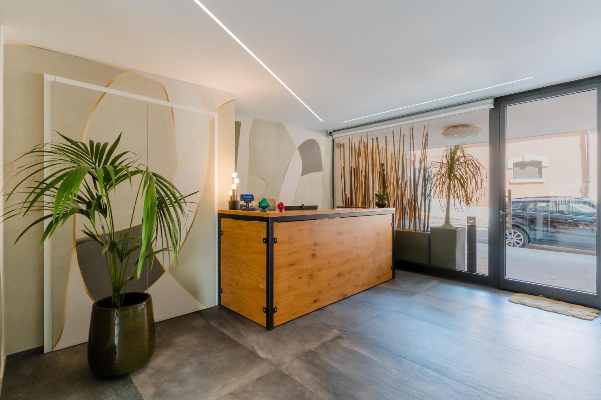 Glass House - Smart Rooms & Parking Lecce Exterior foto